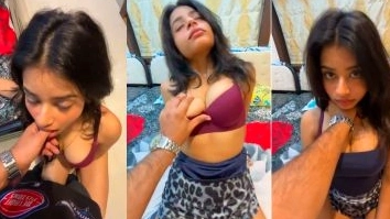 A lover is tempted to have sex by a stunning girlfriend.