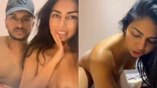 Enjoying the Naughty Selfies of Punjabi Girls