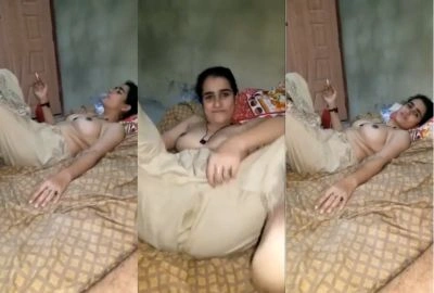 Naked woman’s smoky Hindi Sexy Bf flaunt