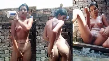 Village Maal’s Desi Bhabhi Sex Video nude self-portrait