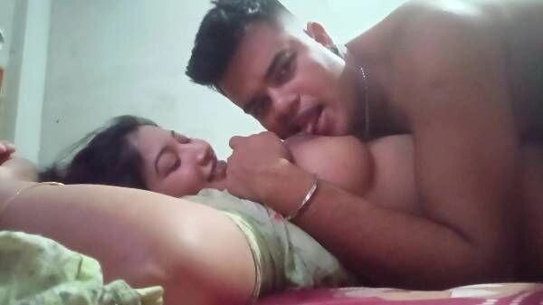Wife breasts licked Bf Video closeup